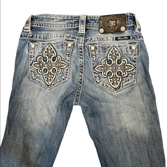 MISS ME BOOT cut Fleur de lis silver mesh-gold studs and crystal embellishment - Picture 2 of 14